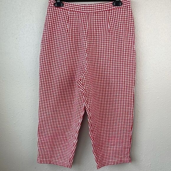 Capacity Red and White Checkered Cropped Pants EUC - Picture 1 of 5